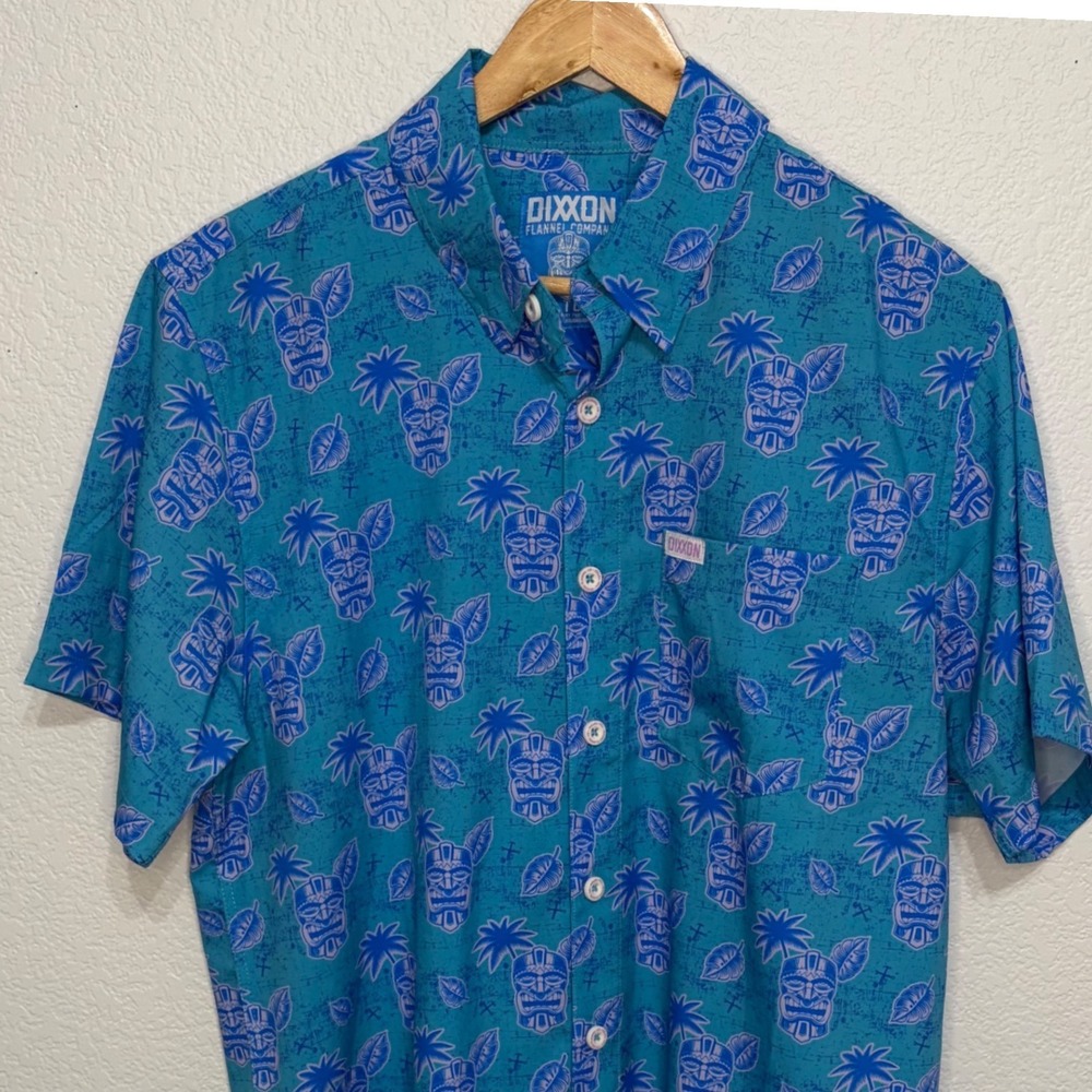 Dixxon Flannel Co Tiki Totem Teal Blue Tropical Short Sleeve Button Up Shirt M - Picture 2 of 6